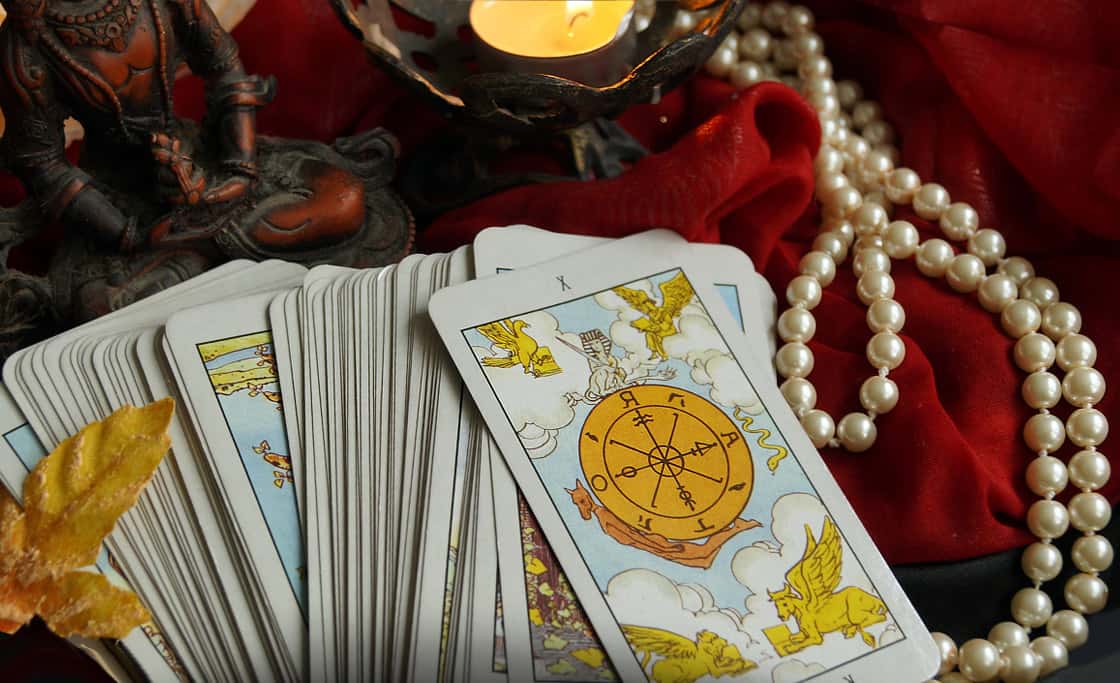Таролог гадает на Таро в Белогорске с отзывами